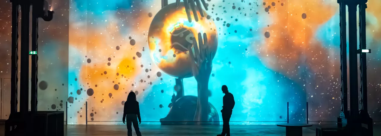 Coldplay projection film atelier