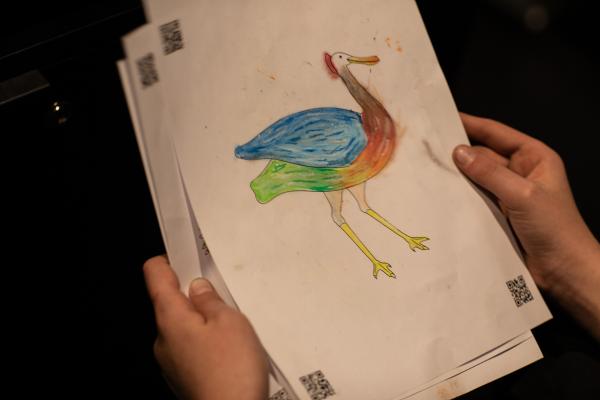 coloriage oiseau couleurs